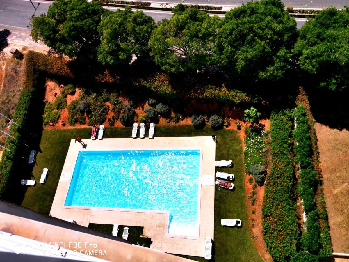 Jeni Residencia Flamingo Apartment